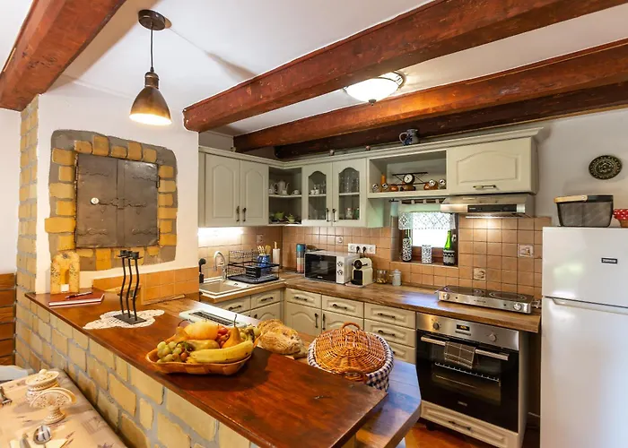 The Bird Of Happiness - Happy דירה *