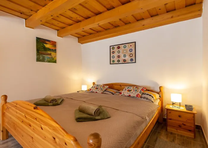 The Bird Of Happiness - Happy דירה *