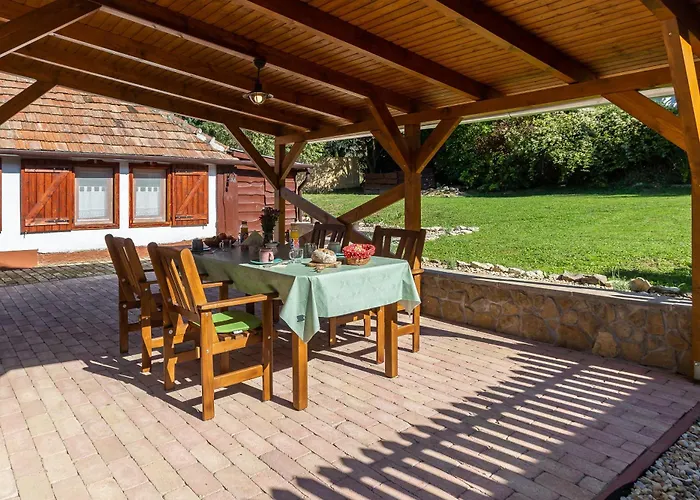 The Bird Of Happiness - Happy * Nemesbükk